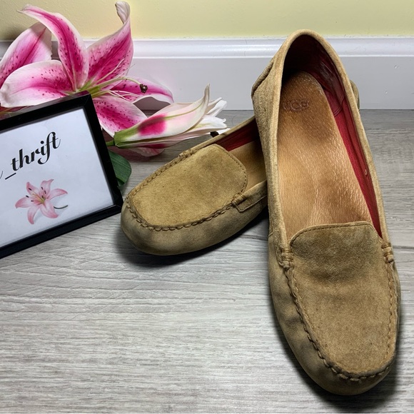 UGG Shoes - UGG Women's Loafers Slip On Shoes